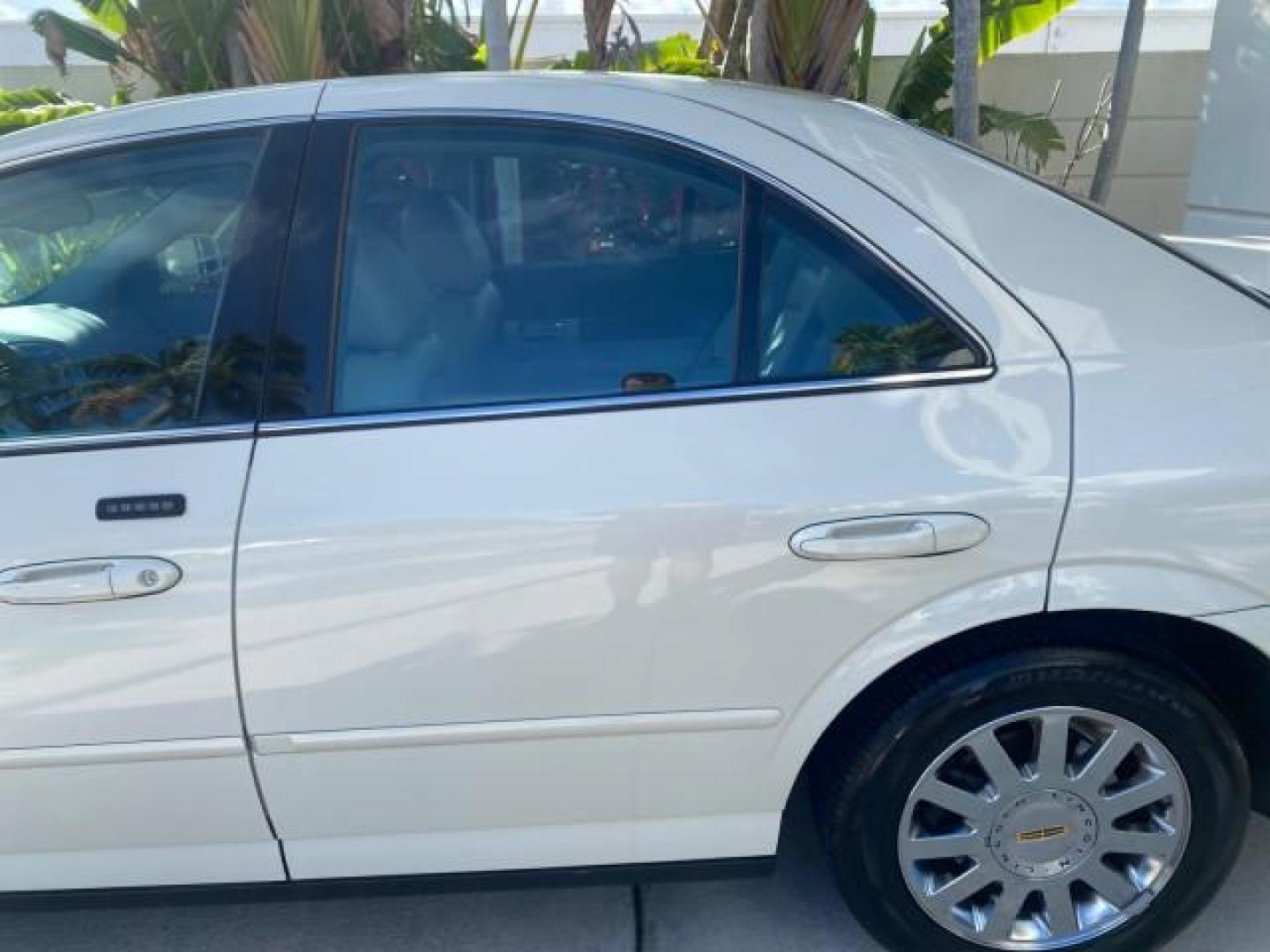 2004 Ceramic White Tri-Coat /Dark Stone/Med Lt Stone Lincoln LS LOW MILES 43,468 1 OWNER (1LNHM86S54Y) with an 3.0L DOHC SMPI 24-Valve V6 Engine engine, Automatic transmission, located at 4701 North Dixie Hwy, Pompano Beach, FL, 33064, (954) 422-2889, 26.240938, -80.123474 - OUR WEBPAGE FLORIDACARS1.COM HAS OVER 100 PHOTOS AND FREE CARFAX LINK 2004 LINCOLN LS LUXURY 1 OWNER VIN: 1LNHM86S54Y643526 1 L N H M 8 6 S 5 4 Y 6 4 3 5 2 6 SEDAN 4 DR 3.0L V6 F DOHC GASOLINE 26 MPG REAR WHEEL DRIVE Features ABS Brakes Air Conditioning Alloy Wheels AM/FM Stereo Automatic Transmissi - Photo#73