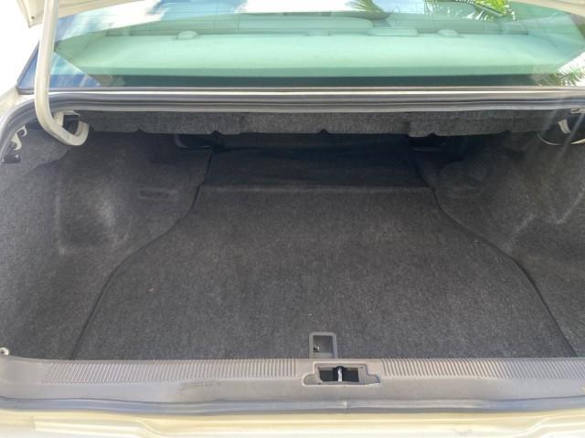 2004 Ceramic White Tri-Coat /Dark Stone/Med Lt Stone Lincoln LS LOW MILES 43,468 1 OWNER (1LNHM86S54Y) with an 3.0L DOHC SMPI 24-Valve V6 Engine engine, Automatic transmission, located at 4701 North Dixie Hwy, Pompano Beach, FL, 33064, (954) 422-2889, 26.240938, -80.123474 - OUR WEBPAGE FLORIDACARS1.COM HAS OVER 100 PHOTOS AND FREE CARFAX LINK 2004 LINCOLN LS LUXURY 1 OWNER VIN: 1LNHM86S54Y643526 1 L N H M 8 6 S 5 4 Y 6 4 3 5 2 6 SEDAN 4 DR 3.0L V6 F DOHC GASOLINE 26 MPG REAR WHEEL DRIVE Features ABS Brakes Air Conditioning Alloy Wheels AM/FM Stereo Automatic Transmissi - Photo#96