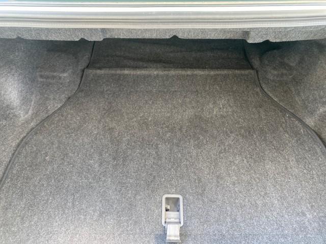 2004 Ceramic White Tri-Coat /Dark Stone/Med Lt Stone Lincoln LS LOW MILES 43,468 1 OWNER (1LNHM86S54Y) with an 3.0L DOHC SMPI 24-Valve V6 Engine engine, Automatic transmission, located at 4701 North Dixie Hwy, Pompano Beach, FL, 33064, (954) 422-2889, 26.240938, -80.123474 - OUR WEBPAGE FLORIDACARS1.COM HAS OVER 100 PHOTOS AND FREE CARFAX LINK 2004 LINCOLN LS LUXURY 1 OWNER VIN: 1LNHM86S54Y643526 1 L N H M 8 6 S 5 4 Y 6 4 3 5 2 6 SEDAN 4 DR 3.0L V6 F DOHC GASOLINE 26 MPG REAR WHEEL DRIVE Features ABS Brakes Air Conditioning Alloy Wheels AM/FM Stereo Automatic Transmissi - Photo#97