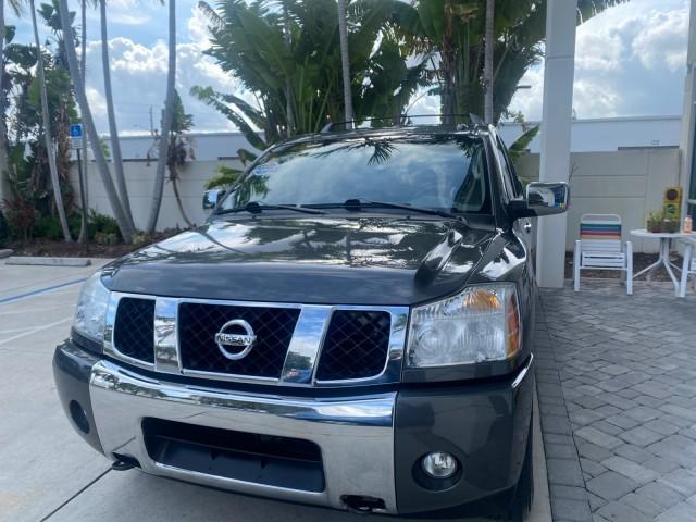 2006 Granite Metallic /Steel/Titanium Nissan Armada 4x4 SE LOW MILES 46,059 1 OWNER (5N1AA08B36N) with an 5.6L DOHC 32-Valve Endurance V8 Engine engine, Automatic transmission, located at 4701 North Dixie Hwy, Pompano Beach, FL, 33064, (954) 422-2889, 26.240938, -80.123474 - OUR WEBPAGE FLORIDACARS1.COM HAS OVER 100 PHOTOS AND FREE CARFAX LINK 2006 NISSAN ARMADA LE LEATHER SUNROOF LOADED TOP OF THE LINE VIN: 5N1AA08B36N727681 5 N 1 A A 0 8 B 3 6 N 7 2 7 6 8 1 4 DOOR WAGON/SPORT UTILITY 5.6L V8 F DOHC 32V GASOLINE 18 MPG REAR WHEEL DRIVE W/ 4X4 Features 4WD/AWD ABS Brake - Photo#3
