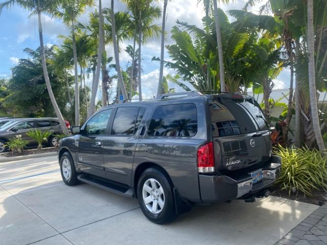 2006 Granite Metallic /Steel/Titanium Nissan Armada 4x4 SE LOW MILES 46,059 1 OWNER (5N1AA08B36N) with an 5.6L DOHC 32-Valve Endurance V8 Engine engine, Automatic transmission, located at 4701 North Dixie Hwy, Pompano Beach, FL, 33064, (954) 422-2889, 26.240938, -80.123474 - OUR WEBPAGE FLORIDACARS1.COM HAS OVER 100 PHOTOS AND FREE CARFAX LINK 2006 NISSAN ARMADA LE LEATHER SUNROOF LOADED TOP OF THE LINE VIN: 5N1AA08B36N727681 5 N 1 A A 0 8 B 3 6 N 7 2 7 6 8 1 4 DOOR WAGON/SPORT UTILITY 5.6L V8 F DOHC 32V GASOLINE 18 MPG REAR WHEEL DRIVE W/ 4X4 Features 4WD/AWD ABS Brake - Photo#5