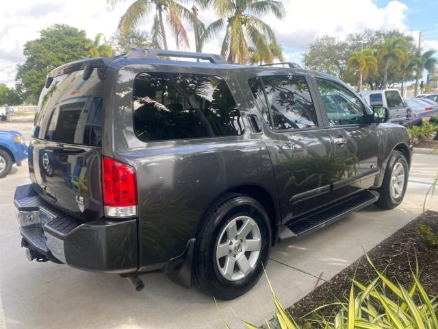 2006 Granite Metallic /Steel/Titanium Nissan Armada 4x4 SE LOW MILES 46,059 1 OWNER (5N1AA08B36N) with an 5.6L DOHC 32-Valve Endurance V8 Engine engine, Automatic transmission, located at 4701 North Dixie Hwy, Pompano Beach, FL, 33064, (954) 422-2889, 26.240938, -80.123474 - OUR WEBPAGE FLORIDACARS1.COM HAS OVER 100 PHOTOS AND FREE CARFAX LINK 2006 NISSAN ARMADA LE LEATHER SUNROOF LOADED TOP OF THE LINE VIN: 5N1AA08B36N727681 5 N 1 A A 0 8 B 3 6 N 7 2 7 6 8 1 4 DOOR WAGON/SPORT UTILITY 5.6L V8 F DOHC 32V GASOLINE 18 MPG REAR WHEEL DRIVE W/ 4X4 Features 4WD/AWD ABS Brake - Photo#7