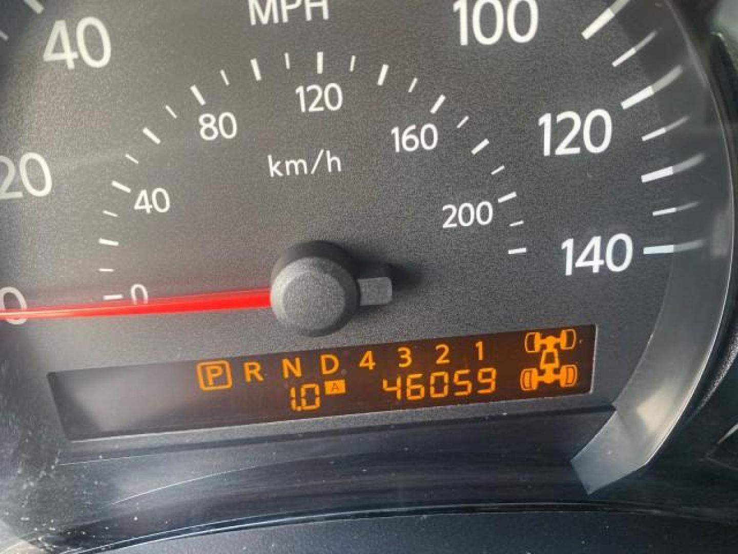 2006 Granite Metallic /Steel/Titanium Nissan Armada SUV 4x4 SE LOW MILES 46,059 1 OWNER (5N1AA08B36N) with an 5.6L DOHC 32-Valve Endurance V8 Engine engine, Automatic transmission, located at 4701 North Dixie Hwy, Pompano Beach, FL, 33064, (954) 422-2889, 26.240938, -80.123474 - OUR WEBPAGE FLORIDACARS1.COM HAS OVER 100 PHOTOS AND FREE CARFAX LINK 2006 NISSAN ARMADA LE LEATHER SUNROOF LOADED TOP OF THE LINE VIN: 5N1AA08B36N727681 5 N 1 A A 0 8 B 3 6 N 7 2 7 6 8 1 4 DOOR WAGON/SPORT UTILITY 5.6L V8 F DOHC 32V GASOLINE 18 MPG REAR WHEEL DRIVE W/ 4X4 Features 4WD/AWD ABS Brake - Photo#18