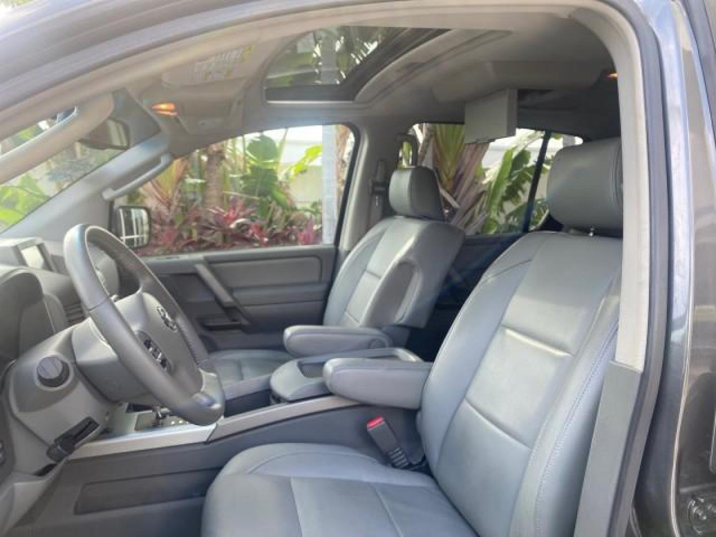 2006 Granite Metallic /Steel/Titanium Nissan Armada SUV 4x4 SE LOW MILES 46,059 1 OWNER (5N1AA08B36N) with an 5.6L DOHC 32-Valve Endurance V8 Engine engine, Automatic transmission, located at 4701 North Dixie Hwy, Pompano Beach, FL, 33064, (954) 422-2889, 26.240938, -80.123474 - OUR WEBPAGE FLORIDACARS1.COM HAS OVER 100 PHOTOS AND FREE CARFAX LINK 2006 NISSAN ARMADA LE LEATHER SUNROOF LOADED TOP OF THE LINE VIN: 5N1AA08B36N727681 5 N 1 A A 0 8 B 3 6 N 7 2 7 6 8 1 4 DOOR WAGON/SPORT UTILITY 5.6L V8 F DOHC 32V GASOLINE 18 MPG REAR WHEEL DRIVE W/ 4X4 Features 4WD/AWD ABS Brake - Photo#43