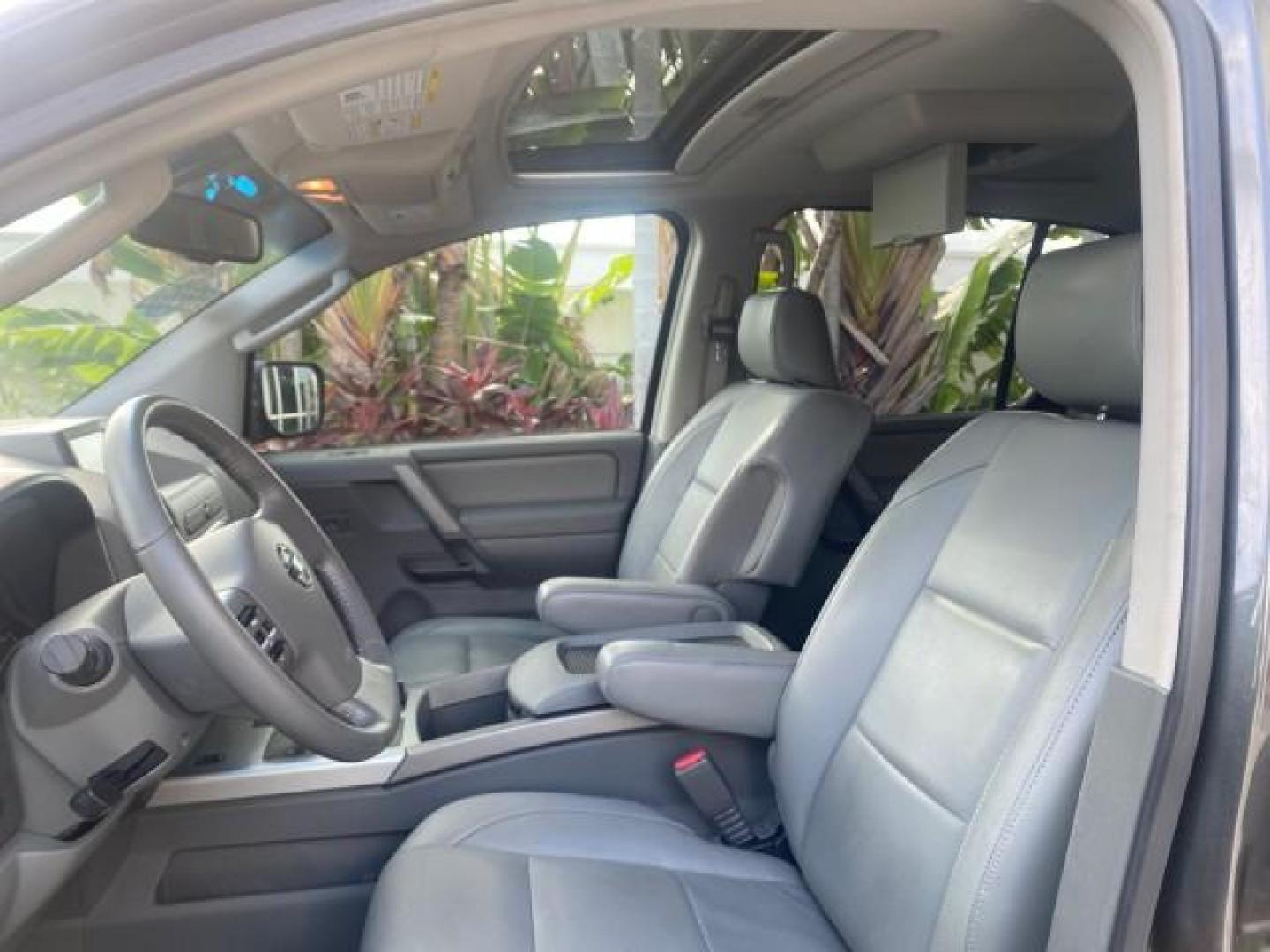 2006 Granite Metallic /Steel/Titanium Nissan Armada SUV 4x4 SE LOW MILES 46,059 1 OWNER (5N1AA08B36N) with an 5.6L DOHC 32-Valve Endurance V8 Engine engine, Automatic transmission, located at 4701 North Dixie Hwy, Pompano Beach, FL, 33064, (954) 422-2889, 26.240938, -80.123474 - OUR WEBPAGE FLORIDACARS1.COM HAS OVER 100 PHOTOS AND FREE CARFAX LINK 2006 NISSAN ARMADA LE LEATHER SUNROOF LOADED TOP OF THE LINE VIN: 5N1AA08B36N727681 5 N 1 A A 0 8 B 3 6 N 7 2 7 6 8 1 4 DOOR WAGON/SPORT UTILITY 5.6L V8 F DOHC 32V GASOLINE 18 MPG REAR WHEEL DRIVE W/ 4X4 Features 4WD/AWD ABS Brake - Photo#44
