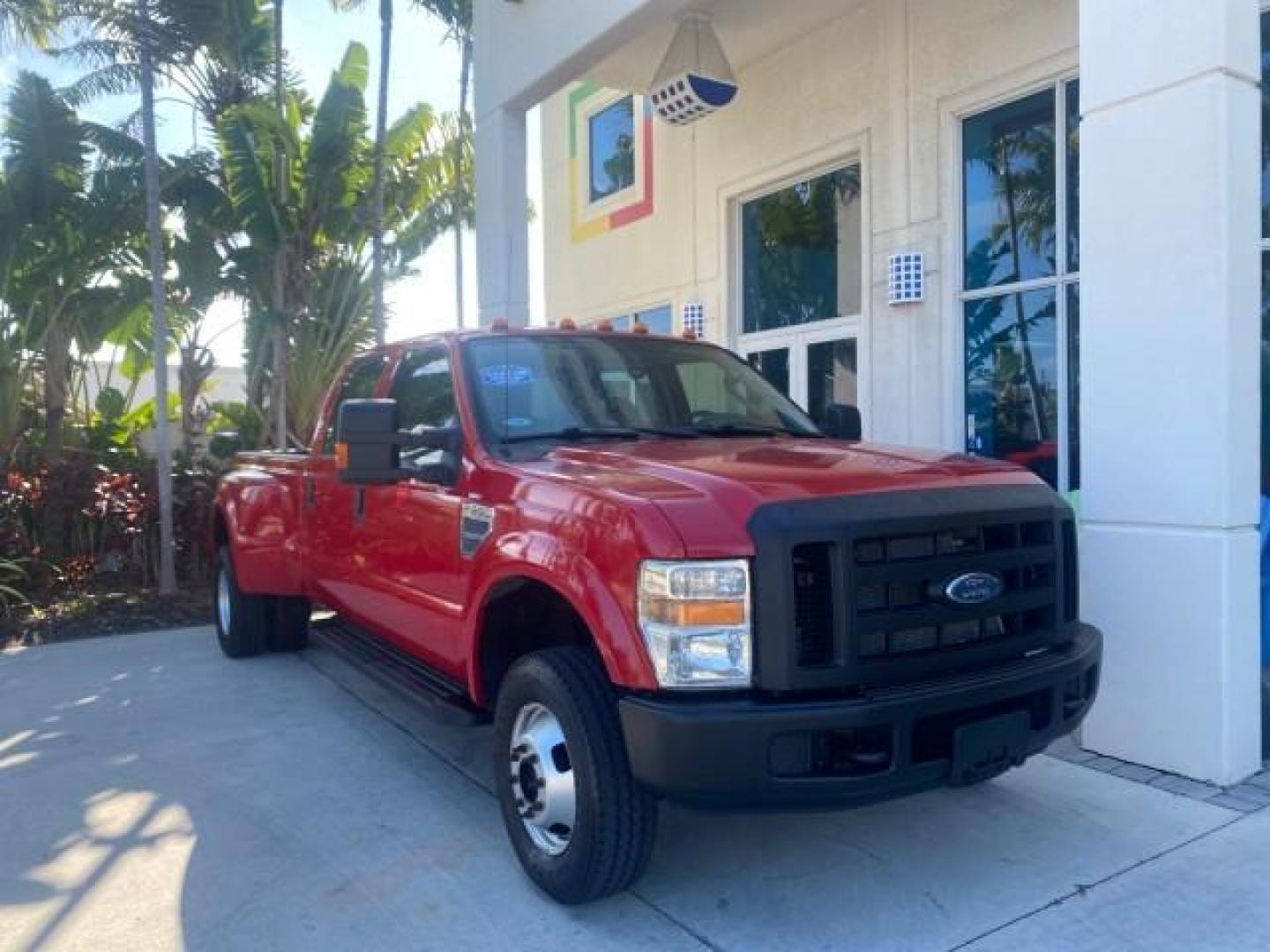 2008 Red /Camel Ford Super Duty F-350 DRW XL LOW MILES 43,076 4WD (1FTWW33Y68E) with an 6.8L SOHC 30-Valve SMFI Triton V10 Engine engine, Automatic transmission, located at 4701 North Dixie Hwy, Pompano Beach, FL, 33064, (954) 422-2889, 26.240938, -80.123474 - OUR WEBPAGE FLORIDACARS1.COM HAS OVER 100 PHOTOS AND FREE CARFAX LINK 2008 FORD F-350 SUPER DUTY XL 4WD VIN: 1FTWW33Y68EA98431 1 F T W W 3 3 Y 6 8 E A 9 8 4 3 1 CREW PICKUP 6.8L V10 F SOHC GASOLINE REAR WHEEL DRIVE W/ 4X4 Features 4WD/AWD ABS Brakes Air Conditioning AM/FM Stereo Automatic Transmissi - Photo#1