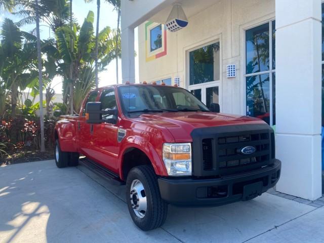 2008 Red /Camel Ford Super Duty F-350 DRW XL LOW MILES 43,076 4WD (1FTWW33Y68E) with an 6.8L SOHC 30-Valve SMFI Triton V10 Engine engine, Automatic transmission, located at 4701 North Dixie Hwy, Pompano Beach, FL, 33064, (954) 422-2889, 26.240938, -80.123474 - OUR WEBPAGE FLORIDACARS1.COM HAS OVER 100 PHOTOS AND FREE CARFAX LINK 2008 FORD F-350 SUPER DUTY XL 4WD VIN: 1FTWW33Y68EA98431 1 F T W W 3 3 Y 6 8 E A 9 8 4 3 1 CREW PICKUP 6.8L V10 F SOHC GASOLINE REAR WHEEL DRIVE W/ 4X4 Features 4WD/AWD ABS Brakes Air Conditioning AM/FM Stereo Automatic Transmissi - Photo#1