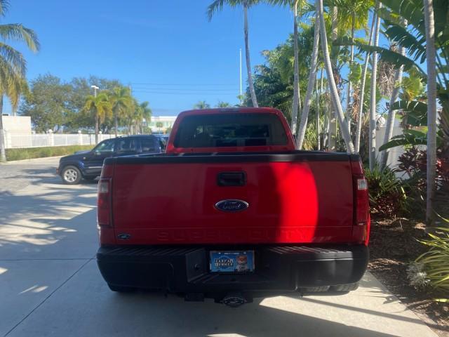2008 Red /Camel Ford Super Duty F-350 DRW XL LOW MILES 43,076 4WD (1FTWW33Y68E) with an 6.8L SOHC 30-Valve SMFI Triton V10 Engine engine, Automatic transmission, located at 4701 North Dixie Hwy, Pompano Beach, FL, 33064, (954) 422-2889, 26.240938, -80.123474 - OUR WEBPAGE FLORIDACARS1.COM HAS OVER 100 PHOTOS AND FREE CARFAX LINK 2008 FORD F-350 SUPER DUTY XL 4WD VIN: 1FTWW33Y68EA98431 1 F T W W 3 3 Y 6 8 E A 9 8 4 3 1 CREW PICKUP 6.8L V10 F SOHC GASOLINE REAR WHEEL DRIVE W/ 4X4 Features 4WD/AWD ABS Brakes Air Conditioning AM/FM Stereo Automatic Transmissi - Photo#6