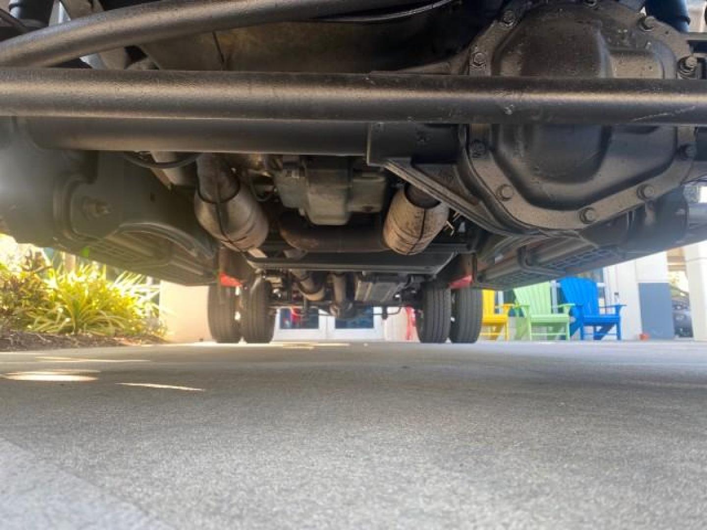 2008 Red /Camel Ford Super Duty F-350 DRW XL LOW MILES 43,076 4WD (1FTWW33Y68E) with an 6.8L SOHC 30-Valve SMFI Triton V10 Engine engine, Automatic transmission, located at 4701 North Dixie Hwy, Pompano Beach, FL, 33064, (954) 422-2889, 26.240938, -80.123474 - OUR WEBPAGE FLORIDACARS1.COM HAS OVER 100 PHOTOS AND FREE CARFAX LINK 2008 FORD F-350 SUPER DUTY XL 4WD VIN: 1FTWW33Y68EA98431 1 F T W W 3 3 Y 6 8 E A 9 8 4 3 1 CREW PICKUP 6.8L V10 F SOHC GASOLINE REAR WHEEL DRIVE W/ 4X4 Features 4WD/AWD ABS Brakes Air Conditioning AM/FM Stereo Automatic Transmissi - Photo#21