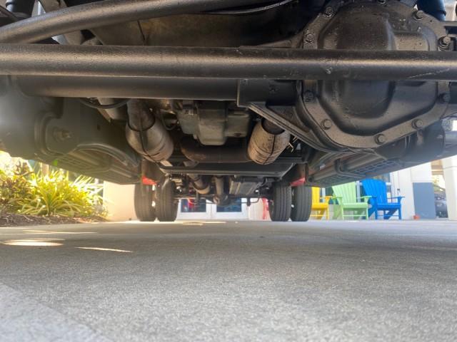 2008 Red /Camel Ford Super Duty F-350 DRW XL LOW MILES 43,076 4WD (1FTWW33Y68E) with an 6.8L SOHC 30-Valve SMFI Triton V10 Engine engine, Automatic transmission, located at 4701 North Dixie Hwy, Pompano Beach, FL, 33064, (954) 422-2889, 26.240938, -80.123474 - OUR WEBPAGE FLORIDACARS1.COM HAS OVER 100 PHOTOS AND FREE CARFAX LINK 2008 FORD F-350 SUPER DUTY XL 4WD VIN: 1FTWW33Y68EA98431 1 F T W W 3 3 Y 6 8 E A 9 8 4 3 1 CREW PICKUP 6.8L V10 F SOHC GASOLINE REAR WHEEL DRIVE W/ 4X4 Features 4WD/AWD ABS Brakes Air Conditioning AM/FM Stereo Automatic Transmissi - Photo#21