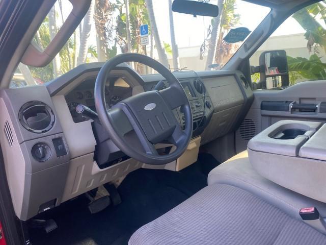 2008 Red /Camel Ford Super Duty F-350 DRW XL LOW MILES 43,076 4WD (1FTWW33Y68E) with an 6.8L SOHC 30-Valve SMFI Triton V10 Engine engine, Automatic transmission, located at 4701 North Dixie Hwy, Pompano Beach, FL, 33064, (954) 422-2889, 26.240938, -80.123474 - OUR WEBPAGE FLORIDACARS1.COM HAS OVER 100 PHOTOS AND FREE CARFAX LINK 2008 FORD F-350 SUPER DUTY XL 4WD VIN: 1FTWW33Y68EA98431 1 F T W W 3 3 Y 6 8 E A 9 8 4 3 1 CREW PICKUP 6.8L V10 F SOHC GASOLINE REAR WHEEL DRIVE W/ 4X4 Features 4WD/AWD ABS Brakes Air Conditioning AM/FM Stereo Automatic Transmissi - Photo#49