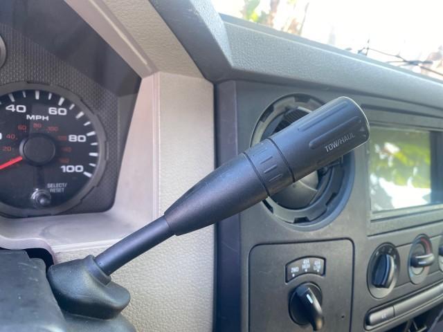 2008 Red /Camel Ford Super Duty F-350 DRW XL LOW MILES 43,076 4WD (1FTWW33Y68E) with an 6.8L SOHC 30-Valve SMFI Triton V10 Engine engine, Automatic transmission, located at 4701 North Dixie Hwy, Pompano Beach, FL, 33064, (954) 422-2889, 26.240938, -80.123474 - OUR WEBPAGE FLORIDACARS1.COM HAS OVER 100 PHOTOS AND FREE CARFAX LINK 2008 FORD F-350 SUPER DUTY XL 4WD VIN: 1FTWW33Y68EA98431 1 F T W W 3 3 Y 6 8 E A 9 8 4 3 1 CREW PICKUP 6.8L V10 F SOHC GASOLINE REAR WHEEL DRIVE W/ 4X4 Features 4WD/AWD ABS Brakes Air Conditioning AM/FM Stereo Automatic Transmissi - Photo#52