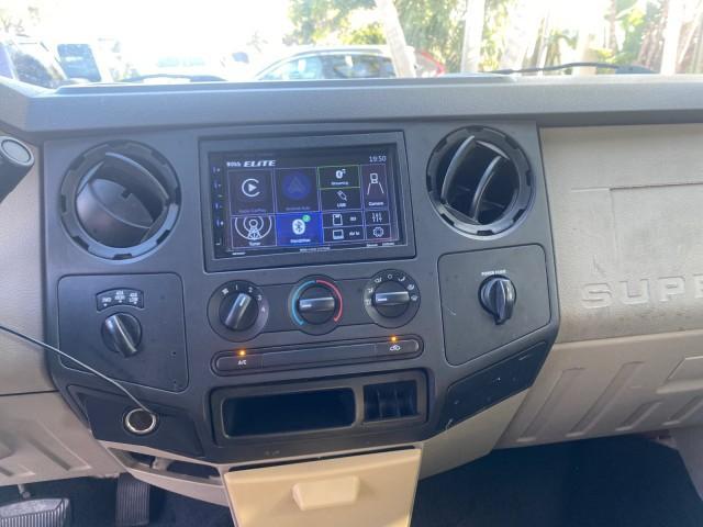 2008 Red /Camel Ford Super Duty F-350 DRW XL LOW MILES 43,076 4WD (1FTWW33Y68E) with an 6.8L SOHC 30-Valve SMFI Triton V10 Engine engine, Automatic transmission, located at 4701 North Dixie Hwy, Pompano Beach, FL, 33064, (954) 422-2889, 26.240938, -80.123474 - OUR WEBPAGE FLORIDACARS1.COM HAS OVER 100 PHOTOS AND FREE CARFAX LINK 2008 FORD F-350 SUPER DUTY XL 4WD VIN: 1FTWW33Y68EA98431 1 F T W W 3 3 Y 6 8 E A 9 8 4 3 1 CREW PICKUP 6.8L V10 F SOHC GASOLINE REAR WHEEL DRIVE W/ 4X4 Features 4WD/AWD ABS Brakes Air Conditioning AM/FM Stereo Automatic Transmissi - Photo#57