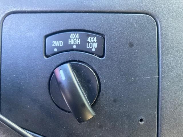 2008 Red /Camel Ford Super Duty F-350 DRW XL LOW MILES 43,076 4WD (1FTWW33Y68E) with an 6.8L SOHC 30-Valve SMFI Triton V10 Engine engine, Automatic transmission, located at 4701 North Dixie Hwy, Pompano Beach, FL, 33064, (954) 422-2889, 26.240938, -80.123474 - OUR WEBPAGE FLORIDACARS1.COM HAS OVER 100 PHOTOS AND FREE CARFAX LINK 2008 FORD F-350 SUPER DUTY XL 4WD VIN: 1FTWW33Y68EA98431 1 F T W W 3 3 Y 6 8 E A 9 8 4 3 1 CREW PICKUP 6.8L V10 F SOHC GASOLINE REAR WHEEL DRIVE W/ 4X4 Features 4WD/AWD ABS Brakes Air Conditioning AM/FM Stereo Automatic Transmissi - Photo#60