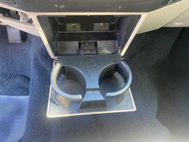 2008 Red /Camel Ford Super Duty F-350 DRW XL LOW MILES 43,076 4WD (1FTWW33Y68E) with an 6.8L SOHC 30-Valve SMFI Triton V10 Engine engine, Automatic transmission, located at 4701 North Dixie Hwy, Pompano Beach, FL, 33064, (954) 422-2889, 26.240938, -80.123474 - OUR WEBPAGE FLORIDACARS1.COM HAS OVER 100 PHOTOS AND FREE CARFAX LINK 2008 FORD F-350 SUPER DUTY XL 4WD VIN: 1FTWW33Y68EA98431 1 F T W W 3 3 Y 6 8 E A 9 8 4 3 1 CREW PICKUP 6.8L V10 F SOHC GASOLINE REAR WHEEL DRIVE W/ 4X4 Features 4WD/AWD ABS Brakes Air Conditioning AM/FM Stereo Automatic Transmissi - Photo#63