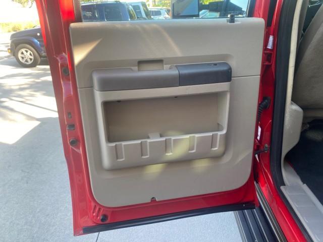 2008 Red /Camel Ford Super Duty F-350 DRW XL LOW MILES 43,076 4WD (1FTWW33Y68E) with an 6.8L SOHC 30-Valve SMFI Triton V10 Engine engine, Automatic transmission, located at 4701 North Dixie Hwy, Pompano Beach, FL, 33064, (954) 422-2889, 26.240938, -80.123474 - OUR WEBPAGE FLORIDACARS1.COM HAS OVER 100 PHOTOS AND FREE CARFAX LINK 2008 FORD F-350 SUPER DUTY XL 4WD VIN: 1FTWW33Y68EA98431 1 F T W W 3 3 Y 6 8 E A 9 8 4 3 1 CREW PICKUP 6.8L V10 F SOHC GASOLINE REAR WHEEL DRIVE W/ 4X4 Features 4WD/AWD ABS Brakes Air Conditioning AM/FM Stereo Automatic Transmissi - Photo#74