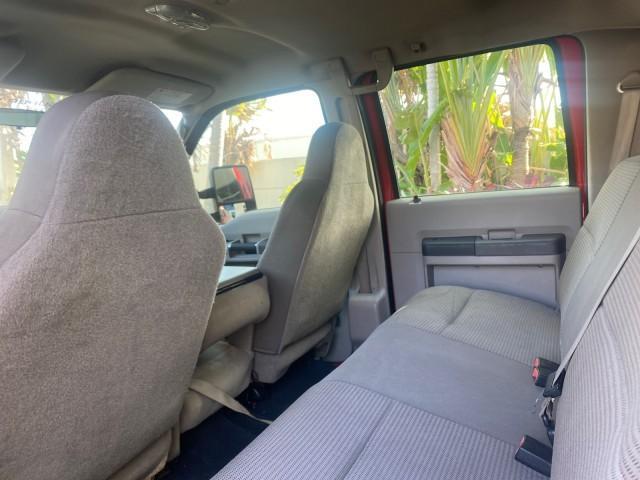 2008 Red /Camel Ford Super Duty F-350 DRW XL LOW MILES 43,076 4WD (1FTWW33Y68E) with an 6.8L SOHC 30-Valve SMFI Triton V10 Engine engine, Automatic transmission, located at 4701 North Dixie Hwy, Pompano Beach, FL, 33064, (954) 422-2889, 26.240938, -80.123474 - OUR WEBPAGE FLORIDACARS1.COM HAS OVER 100 PHOTOS AND FREE CARFAX LINK 2008 FORD F-350 SUPER DUTY XL 4WD VIN: 1FTWW33Y68EA98431 1 F T W W 3 3 Y 6 8 E A 9 8 4 3 1 CREW PICKUP 6.8L V10 F SOHC GASOLINE REAR WHEEL DRIVE W/ 4X4 Features 4WD/AWD ABS Brakes Air Conditioning AM/FM Stereo Automatic Transmissi - Photo#79