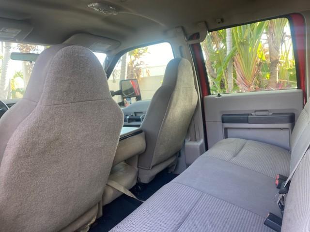 2008 Red /Camel Ford Super Duty F-350 DRW XL LOW MILES 43,076 4WD (1FTWW33Y68E) with an 6.8L SOHC 30-Valve SMFI Triton V10 Engine engine, Automatic transmission, located at 4701 North Dixie Hwy, Pompano Beach, FL, 33064, (954) 422-2889, 26.240938, -80.123474 - OUR WEBPAGE FLORIDACARS1.COM HAS OVER 100 PHOTOS AND FREE CARFAX LINK 2008 FORD F-350 SUPER DUTY XL 4WD VIN: 1FTWW33Y68EA98431 1 F T W W 3 3 Y 6 8 E A 9 8 4 3 1 CREW PICKUP 6.8L V10 F SOHC GASOLINE REAR WHEEL DRIVE W/ 4X4 Features 4WD/AWD ABS Brakes Air Conditioning AM/FM Stereo Automatic Transmissi - Photo#80