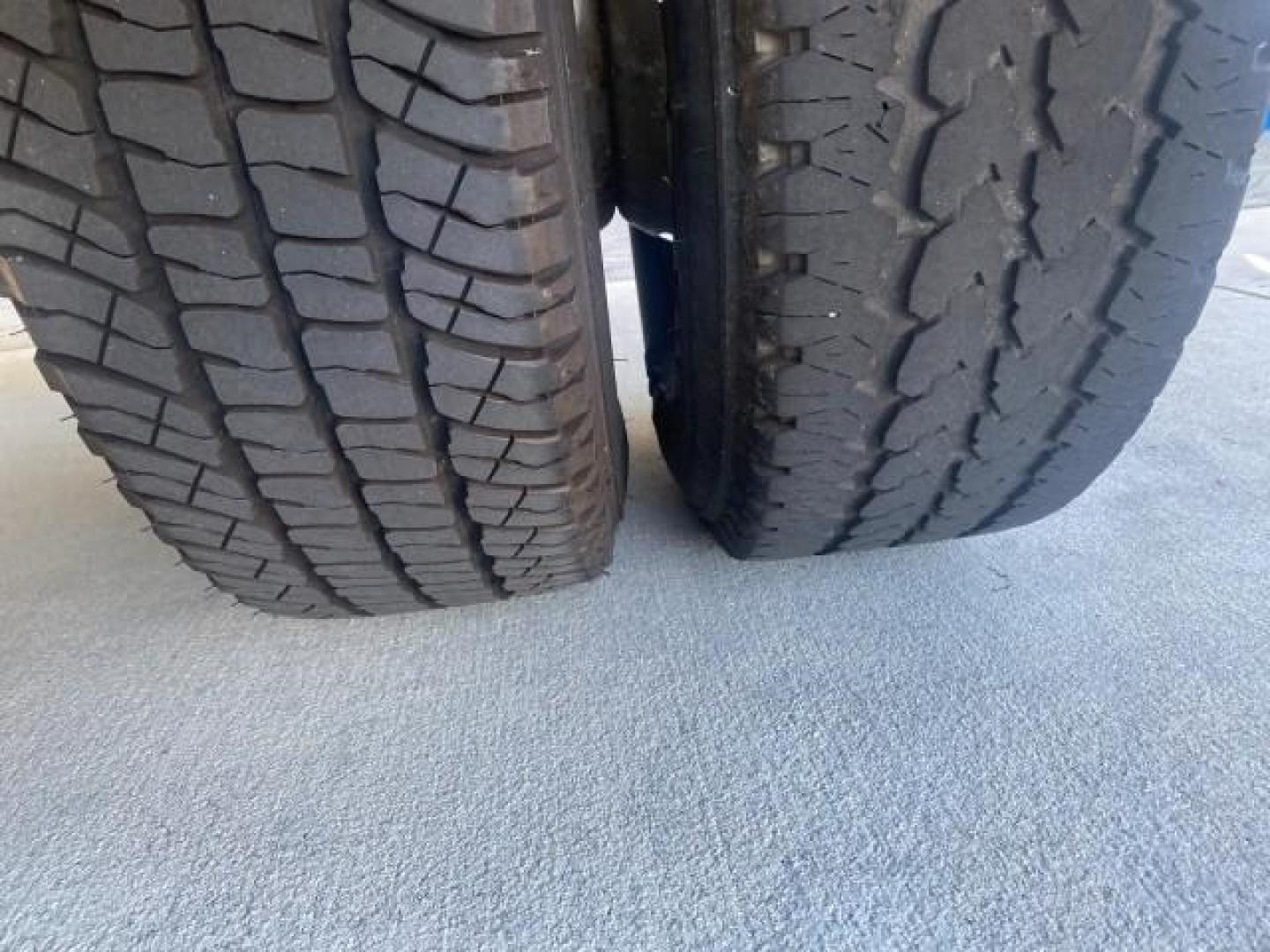 2008 Red /Camel Ford Super Duty F-350 DRW XL LOW MILES 43,076 4WD (1FTWW33Y68E) with an 6.8L SOHC 30-Valve SMFI Triton V10 Engine engine, Automatic transmission, located at 4701 North Dixie Hwy, Pompano Beach, FL, 33064, (954) 422-2889, 26.240938, -80.123474 - OUR WEBPAGE FLORIDACARS1.COM HAS OVER 100 PHOTOS AND FREE CARFAX LINK 2008 FORD F-350 SUPER DUTY XL 4WD VIN: 1FTWW33Y68EA98431 1 F T W W 3 3 Y 6 8 E A 9 8 4 3 1 CREW PICKUP 6.8L V10 F SOHC GASOLINE REAR WHEEL DRIVE W/ 4X4 Features 4WD/AWD ABS Brakes Air Conditioning AM/FM Stereo Automatic Transmissi - Photo#94