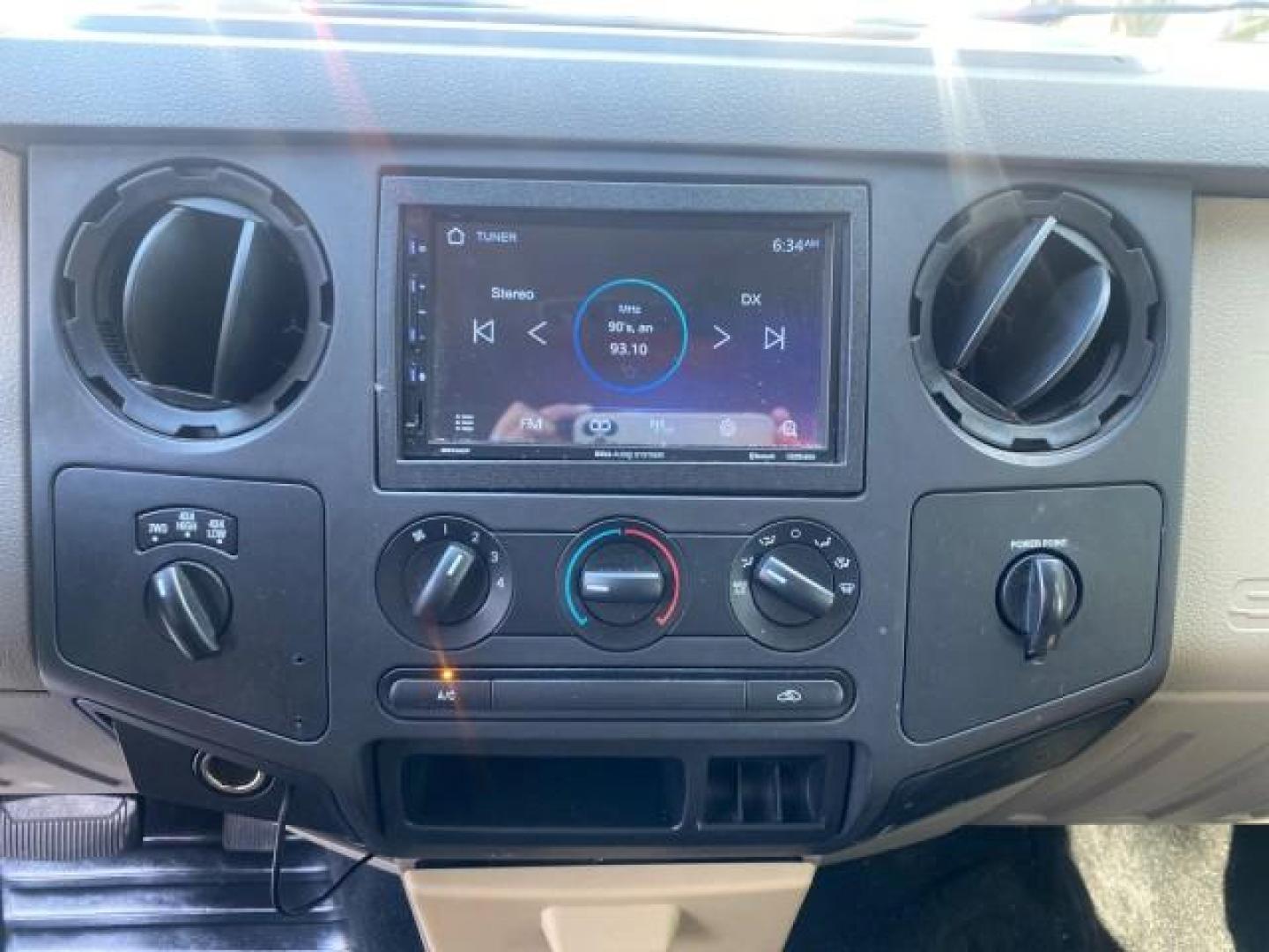 2008 Red /Camel Ford Super Duty F-350 DRW XL LOW MILES 43,076 4WD (1FTWW33Y68E) with an 6.8L SOHC 30-Valve SMFI Triton V10 Engine engine, Automatic transmission, located at 4701 North Dixie Hwy, Pompano Beach, FL, 33064, (954) 422-2889, 26.240938, -80.123474 - OUR WEBPAGE FLORIDACARS1.COM HAS OVER 100 PHOTOS AND FREE CARFAX LINK 2008 FORD F-350 SUPER DUTY XL 4WD VIN: 1FTWW33Y68EA98431 1 F T W W 3 3 Y 6 8 E A 9 8 4 3 1 CREW PICKUP 6.8L V10 F SOHC GASOLINE REAR WHEEL DRIVE W/ 4X4 Features 4WD/AWD ABS Brakes Air Conditioning AM/FM Stereo Automatic Transmissi - Photo#62