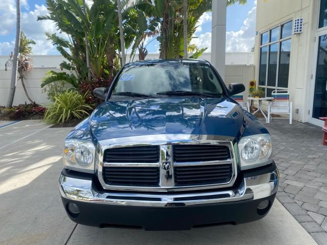 2005 Atlantic Blue Pearl /Med Slate Gray Dodge Dakota SLT LOW MILES 69,842 4WD CLUB (1D7HW42KX5S) with an 3.7L V6 Magnum Engine engine, Automatic transmission, located at 4701 North Dixie Hwy, Pompano Beach, FL, 33064, (954) 422-2889, 26.240938, -80.123474 - OUR WEBPAGE FLORIDACARS1.COM HAS OVER 100 PHOTOS AND FREE CARFAX LINK 2005 DODGE DAKOTA SLT VIN: 1D7HW42KX5S305983 1 D 7 H W 4 2 K X 5 S 3 0 5 9 8 3 CLUB CAB PICKUP 3.7L V6 F GASOLINE 20 MPG REAR WHEEL DRIVE W/ 4X4 Features 4WD/AWD ABS Brakes Air Conditioning Alloy Wheels AM/FM Stereo Automatic Tran - Photo#2