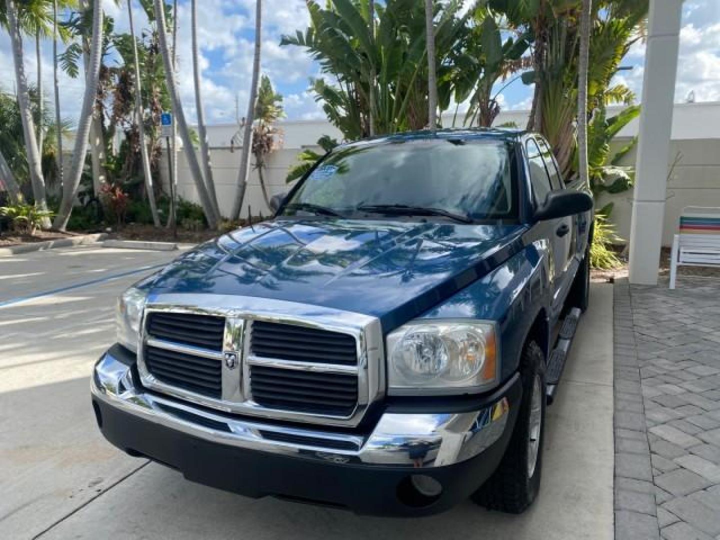 2005 Atlantic Blue Pearl /Med Slate Gray Dodge Dakota SLT LOW MILES 69,842 4WD CLUB (1D7HW42KX5S) with an 3.7L V6 Magnum Engine engine, Automatic transmission, located at 4701 North Dixie Hwy, Pompano Beach, FL, 33064, (954) 422-2889, 26.240938, -80.123474 - OUR WEBPAGE FLORIDACARS1.COM HAS OVER 100 PHOTOS AND FREE CARFAX LINK 2005 DODGE DAKOTA SLT VIN: 1D7HW42KX5S305983 1 D 7 H W 4 2 K X 5 S 3 0 5 9 8 3 CLUB CAB PICKUP 3.7L V6 F GASOLINE 20 MPG REAR WHEEL DRIVE W/ 4X4 Features 4WD/AWD ABS Brakes Air Conditioning Alloy Wheels AM/FM Stereo Automatic Tran- Photo#3
