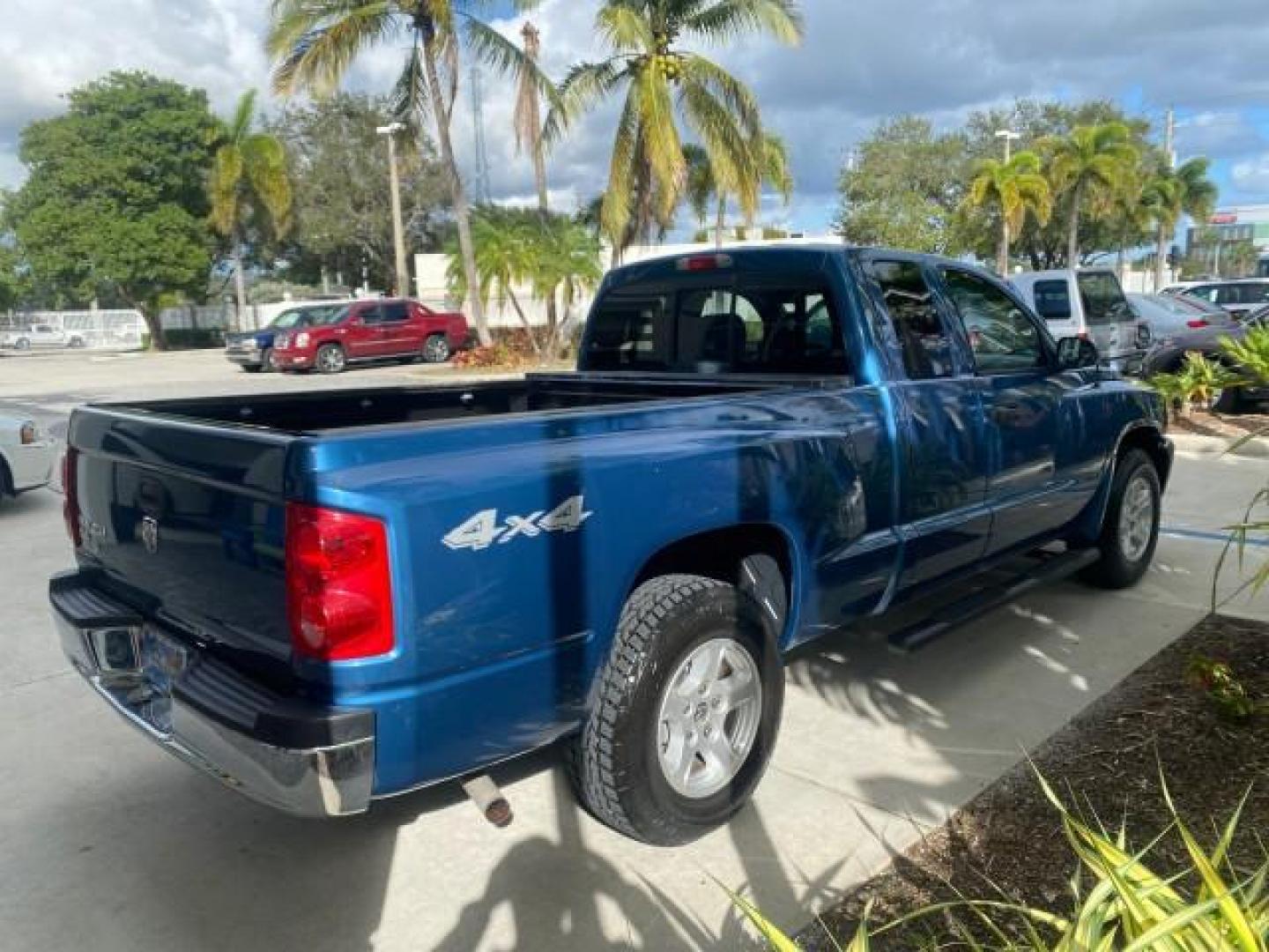 2005 Atlantic Blue Pearl /Med Slate Gray Dodge Dakota SLT LOW MILES 69,842 4WD CLUB (1D7HW42KX5S) with an 3.7L V6 Magnum Engine engine, Automatic transmission, located at 4701 North Dixie Hwy, Pompano Beach, FL, 33064, (954) 422-2889, 26.240938, -80.123474 - OUR WEBPAGE FLORIDACARS1.COM HAS OVER 100 PHOTOS AND FREE CARFAX LINK 2005 DODGE DAKOTA SLT VIN: 1D7HW42KX5S305983 1 D 7 H W 4 2 K X 5 S 3 0 5 9 8 3 CLUB CAB PICKUP 3.7L V6 F GASOLINE 20 MPG REAR WHEEL DRIVE W/ 4X4 Features 4WD/AWD ABS Brakes Air Conditioning Alloy Wheels AM/FM Stereo Automatic Tran- Photo#7
