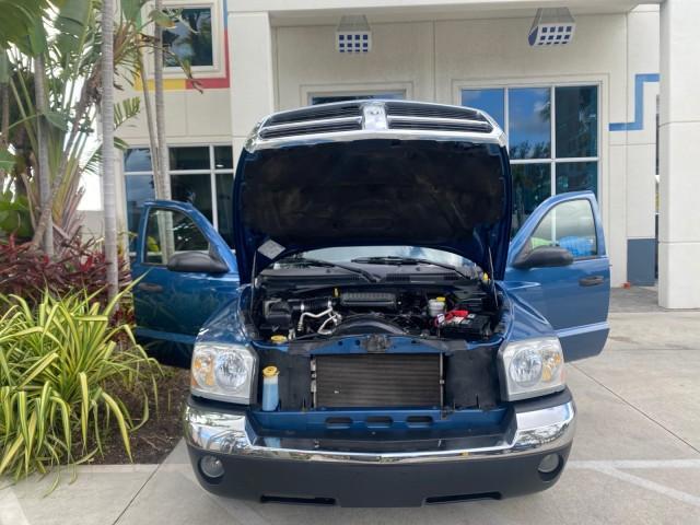 2005 Atlantic Blue Pearl /Med Slate Gray Dodge Dakota SLT LOW MILES 69,842 4WD CLUB (1D7HW42KX5S) with an 3.7L V6 Magnum Engine engine, Automatic transmission, located at 4701 North Dixie Hwy, Pompano Beach, FL, 33064, (954) 422-2889, 26.240938, -80.123474 - OUR WEBPAGE FLORIDACARS1.COM HAS OVER 100 PHOTOS AND FREE CARFAX LINK 2005 DODGE DAKOTA SLT VIN: 1D7HW42KX5S305983 1 D 7 H W 4 2 K X 5 S 3 0 5 9 8 3 CLUB CAB PICKUP 3.7L V6 F GASOLINE 20 MPG REAR WHEEL DRIVE W/ 4X4 Features 4WD/AWD ABS Brakes Air Conditioning Alloy Wheels AM/FM Stereo Automatic Tran - Photo#17