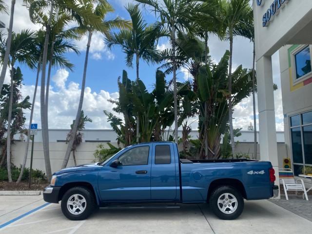 2005 Atlantic Blue Pearl /Med Slate Gray Dodge Dakota SLT LOW MILES 69,842 4WD CLUB (1D7HW42KX5S) with an 3.7L V6 Magnum Engine engine, Automatic transmission, located at 4701 North Dixie Hwy, Pompano Beach, FL, 33064, (954) 422-2889, 26.240938, -80.123474 - OUR WEBPAGE FLORIDACARS1.COM HAS OVER 100 PHOTOS AND FREE CARFAX LINK 2005 DODGE DAKOTA SLT VIN: 1D7HW42KX5S305983 1 D 7 H W 4 2 K X 5 S 3 0 5 9 8 3 CLUB CAB PICKUP 3.7L V6 F GASOLINE 20 MPG REAR WHEEL DRIVE W/ 4X4 Features 4WD/AWD ABS Brakes Air Conditioning Alloy Wheels AM/FM Stereo Automatic Tran - Photo#30
