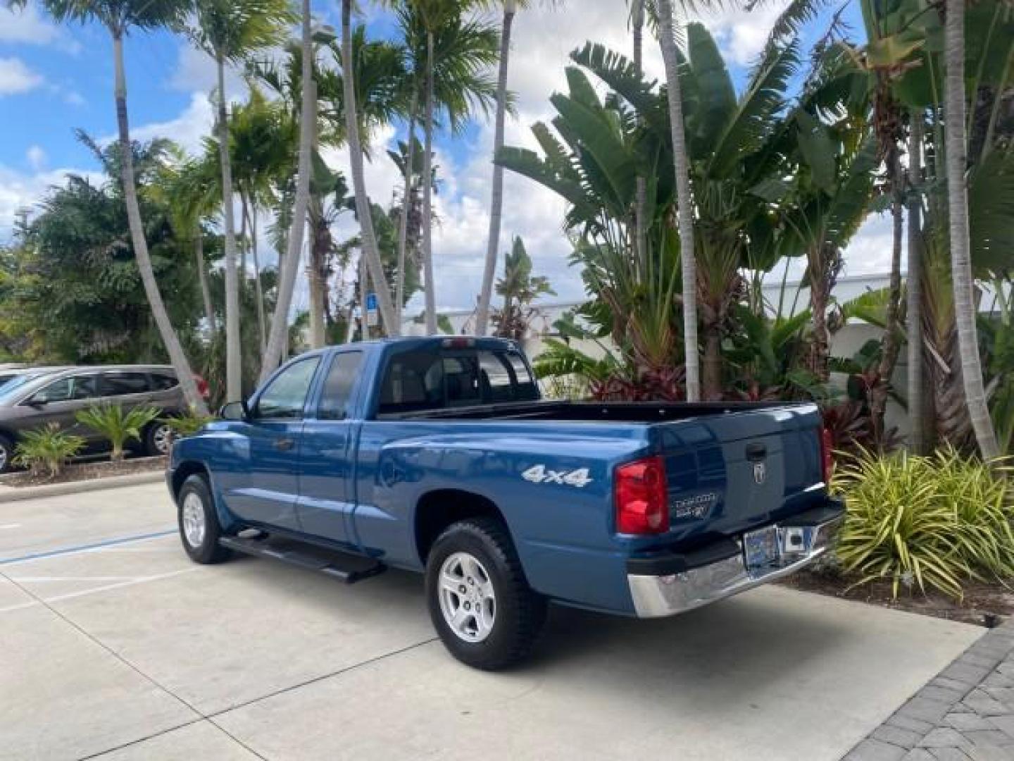 2005 Atlantic Blue Pearl /Med Slate Gray Dodge Dakota SLT LOW MILES 69,842 4WD CLUB (1D7HW42KX5S) with an 3.7L V6 Magnum Engine engine, Automatic transmission, located at 4701 North Dixie Hwy, Pompano Beach, FL, 33064, (954) 422-2889, 26.240938, -80.123474 - OUR WEBPAGE FLORIDACARS1.COM HAS OVER 100 PHOTOS AND FREE CARFAX LINK 2005 DODGE DAKOTA SLT VIN: 1D7HW42KX5S305983 1 D 7 H W 4 2 K X 5 S 3 0 5 9 8 3 CLUB CAB PICKUP 3.7L V6 F GASOLINE 20 MPG REAR WHEEL DRIVE W/ 4X4 Features 4WD/AWD ABS Brakes Air Conditioning Alloy Wheels AM/FM Stereo Automatic Tran- Photo#32