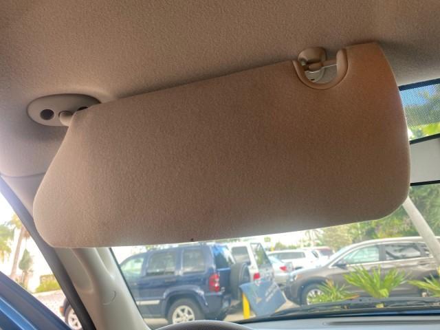 2005 Atlantic Blue Pearl /Med Slate Gray Dodge Dakota SLT LOW MILES 69,842 4WD CLUB (1D7HW42KX5S) with an 3.7L V6 Magnum Engine engine, Automatic transmission, located at 4701 North Dixie Hwy, Pompano Beach, FL, 33064, (954) 422-2889, 26.240938, -80.123474 - OUR WEBPAGE FLORIDACARS1.COM HAS OVER 100 PHOTOS AND FREE CARFAX LINK 2005 DODGE DAKOTA SLT VIN: 1D7HW42KX5S305983 1 D 7 H W 4 2 K X 5 S 3 0 5 9 8 3 CLUB CAB PICKUP 3.7L V6 F GASOLINE 20 MPG REAR WHEEL DRIVE W/ 4X4 Features 4WD/AWD ABS Brakes Air Conditioning Alloy Wheels AM/FM Stereo Automatic Tran - Photo#65