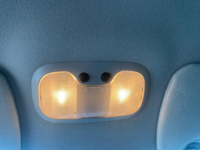 2005 Atlantic Blue Pearl /Med Slate Gray Dodge Dakota SLT LOW MILES 69,842 4WD CLUB (1D7HW42KX5S) with an 3.7L V6 Magnum Engine engine, Automatic transmission, located at 4701 North Dixie Hwy, Pompano Beach, FL, 33064, (954) 422-2889, 26.240938, -80.123474 - OUR WEBPAGE FLORIDACARS1.COM HAS OVER 100 PHOTOS AND FREE CARFAX LINK 2005 DODGE DAKOTA SLT VIN: 1D7HW42KX5S305983 1 D 7 H W 4 2 K X 5 S 3 0 5 9 8 3 CLUB CAB PICKUP 3.7L V6 F GASOLINE 20 MPG REAR WHEEL DRIVE W/ 4X4 Features 4WD/AWD ABS Brakes Air Conditioning Alloy Wheels AM/FM Stereo Automatic Tran - Photo#70