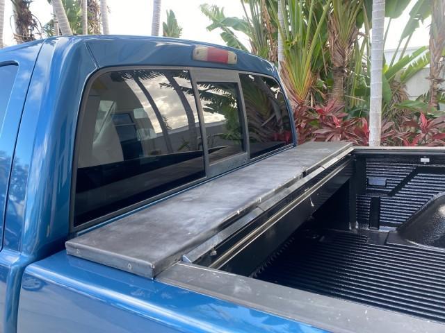 2005 Atlantic Blue Pearl /Med Slate Gray Dodge Dakota SLT LOW MILES 69,842 4WD CLUB (1D7HW42KX5S) with an 3.7L V6 Magnum Engine engine, Automatic transmission, located at 4701 North Dixie Hwy, Pompano Beach, FL, 33064, (954) 422-2889, 26.240938, -80.123474 - OUR WEBPAGE FLORIDACARS1.COM HAS OVER 100 PHOTOS AND FREE CARFAX LINK 2005 DODGE DAKOTA SLT VIN: 1D7HW42KX5S305983 1 D 7 H W 4 2 K X 5 S 3 0 5 9 8 3 CLUB CAB PICKUP 3.7L V6 F GASOLINE 20 MPG REAR WHEEL DRIVE W/ 4X4 Features 4WD/AWD ABS Brakes Air Conditioning Alloy Wheels AM/FM Stereo Automatic Tran - Photo#79