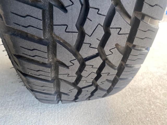 2005 Atlantic Blue Pearl /Med Slate Gray Dodge Dakota SLT LOW MILES 69,842 4WD CLUB (1D7HW42KX5S) with an 3.7L V6 Magnum Engine engine, Automatic transmission, located at 4701 North Dixie Hwy, Pompano Beach, FL, 33064, (954) 422-2889, 26.240938, -80.123474 - OUR WEBPAGE FLORIDACARS1.COM HAS OVER 100 PHOTOS AND FREE CARFAX LINK 2005 DODGE DAKOTA SLT VIN: 1D7HW42KX5S305983 1 D 7 H W 4 2 K X 5 S 3 0 5 9 8 3 CLUB CAB PICKUP 3.7L V6 F GASOLINE 20 MPG REAR WHEEL DRIVE W/ 4X4 Features 4WD/AWD ABS Brakes Air Conditioning Alloy Wheels AM/FM Stereo Automatic Tran - Photo#87