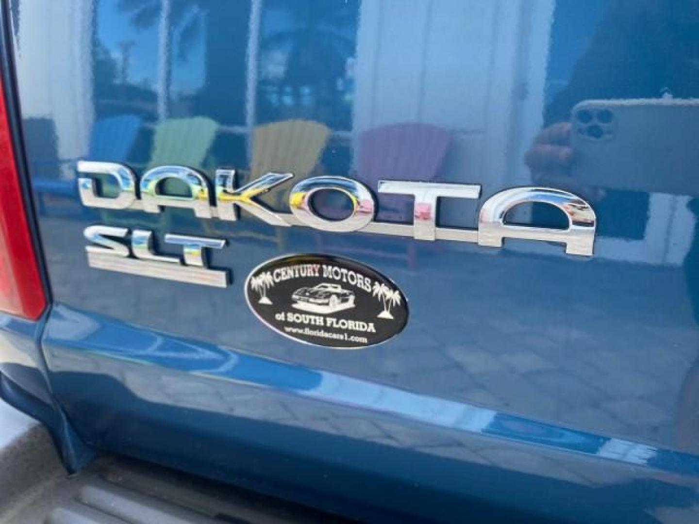 2005 Atlantic Blue Pearl /Med Slate Gray Dodge Dakota SLT LOW MILES 69,842 4WD CLUB (1D7HW42KX5S) with an 3.7L V6 Magnum Engine engine, Automatic transmission, located at 4701 North Dixie Hwy, Pompano Beach, FL, 33064, (954) 422-2889, 26.240938, -80.123474 - OUR WEBPAGE FLORIDACARS1.COM HAS OVER 100 PHOTOS AND FREE CARFAX LINK 2005 DODGE DAKOTA SLT VIN: 1D7HW42KX5S305983 1 D 7 H W 4 2 K X 5 S 3 0 5 9 8 3 CLUB CAB PICKUP 3.7L V6 F GASOLINE 20 MPG REAR WHEEL DRIVE W/ 4X4 Features 4WD/AWD ABS Brakes Air Conditioning Alloy Wheels AM/FM Stereo Automatic Tran- Photo#92
