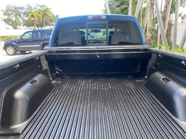 2005 Atlantic Blue Pearl /Med Slate Gray Dodge Dakota SLT LOW MILES 69,842 4WD CLUB (1D7HW42KX5S) with an 3.7L V6 Magnum Engine engine, Automatic transmission, located at 4701 North Dixie Hwy, Pompano Beach, FL, 33064, (954) 422-2889, 26.240938, -80.123474 - OUR WEBPAGE FLORIDACARS1.COM HAS OVER 100 PHOTOS AND FREE CARFAX LINK 2005 DODGE DAKOTA SLT VIN: 1D7HW42KX5S305983 1 D 7 H W 4 2 K X 5 S 3 0 5 9 8 3 CLUB CAB PICKUP 3.7L V6 F GASOLINE 20 MPG REAR WHEEL DRIVE W/ 4X4 Features 4WD/AWD ABS Brakes Air Conditioning Alloy Wheels AM/FM Stereo Automatic Tran - Photo#97
