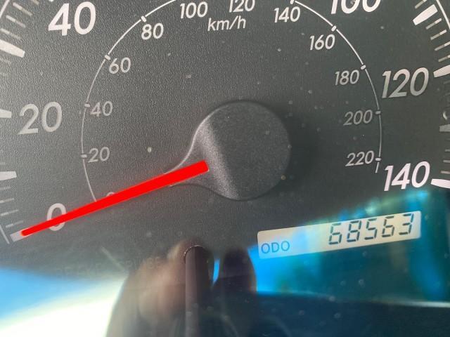 2005 Phantom Gray Pearl /Stone Toyota Camry XLE LOW MILES 68,563 1 OWNER (4T1BF30K05U) with an 3.0L DOHC MPFI Vvti 24-Valve V6 Engine engine, Automatic transmission, located at 4701 North Dixie Hwy, Pompano Beach, FL, 33064, (954) 422-2889, 26.240938, -80.123474 - OUR WEBPAGE FLORIDACARS1.COM HAS OVER 100 PHOTOS AND FREE CARFAX LINK 2005 TOYOTA CAMRY XLE V6 1 OWNER VIN: 4T1BF30K05U621308 4 T 1 B F 3 0 K 0 5 U 6 2 1 3 0 8 SEDAN 4 DR 3.0L V6 F DOHC 24V GASOLINE 28 MPG FRONT WHEEL DRIVE Features ABS Brakes Air Conditioning Alloy Wheels AM/FM Stereo Automatic Tra - Photo#18