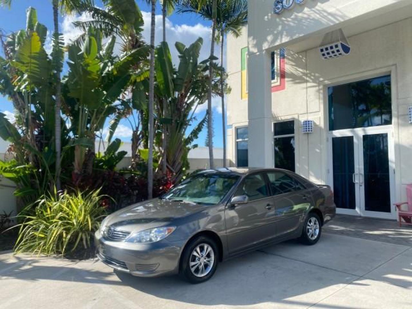 2005 Phantom Gray Pearl /Stone Toyota Camry XLE LOW MILES 68,563 1 OWNER (4T1BF30K05U) with an 3.0L DOHC MPFI Vvti 24-Valve V6 Engine engine, Automatic transmission, located at 4701 North Dixie Hwy, Pompano Beach, FL, 33064, (954) 422-2889, 26.240938, -80.123474 - OUR WEBPAGE FLORIDACARS1.COM HAS OVER 100 PHOTOS AND FREE CARFAX LINK 2005 TOYOTA CAMRY XLE V6 1 OWNER VIN: 4T1BF30K05U621308 4 T 1 B F 3 0 K 0 5 U 6 2 1 3 0 8 SEDAN 4 DR 3.0L V6 F DOHC 24V GASOLINE 28 MPG FRONT WHEEL DRIVE Features ABS Brakes Air Conditioning Alloy Wheels AM/FM Stereo Automatic Tra - Photo#29
