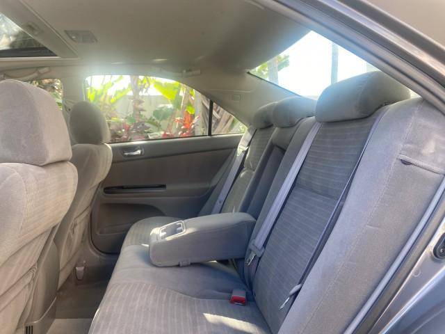 2005 Phantom Gray Pearl /Stone Toyota Camry XLE LOW MILES 68,563 1 OWNER (4T1BF30K05U) with an 3.0L DOHC MPFI Vvti 24-Valve V6 Engine engine, Automatic transmission, located at 4701 North Dixie Hwy, Pompano Beach, FL, 33064, (954) 422-2889, 26.240938, -80.123474 - OUR WEBPAGE FLORIDACARS1.COM HAS OVER 100 PHOTOS AND FREE CARFAX LINK 2005 TOYOTA CAMRY XLE V6 1 OWNER VIN: 4T1BF30K05U621308 4 T 1 B F 3 0 K 0 5 U 6 2 1 3 0 8 SEDAN 4 DR 3.0L V6 F DOHC 24V GASOLINE 28 MPG FRONT WHEEL DRIVE Features ABS Brakes Air Conditioning Alloy Wheels AM/FM Stereo Automatic Tra - Photo#78
