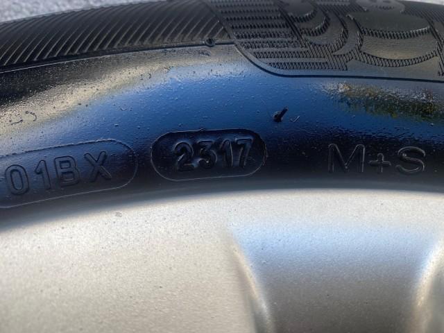 2005 Phantom Gray Pearl /Stone Toyota Camry XLE LOW MILES 68,563 1 OWNER (4T1BF30K05U) with an 3.0L DOHC MPFI Vvti 24-Valve V6 Engine engine, Automatic transmission, located at 4701 North Dixie Hwy, Pompano Beach, FL, 33064, (954) 422-2889, 26.240938, -80.123474 - OUR WEBPAGE FLORIDACARS1.COM HAS OVER 100 PHOTOS AND FREE CARFAX LINK 2005 TOYOTA CAMRY XLE V6 1 OWNER VIN: 4T1BF30K05U621308 4 T 1 B F 3 0 K 0 5 U 6 2 1 3 0 8 SEDAN 4 DR 3.0L V6 F DOHC 24V GASOLINE 28 MPG FRONT WHEEL DRIVE Features ABS Brakes Air Conditioning Alloy Wheels AM/FM Stereo Automatic Tra - Photo#87