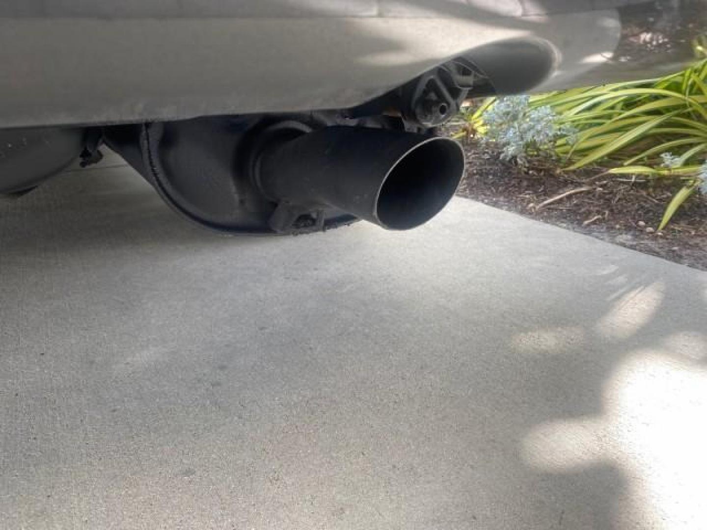 2005 Phantom Gray Pearl /Stone Toyota Camry XLE LOW MILES 68,563 1 OWNER (4T1BF30K05U) with an 3.0L DOHC MPFI Vvti 24-Valve V6 Engine engine, Automatic transmission, located at 4701 North Dixie Hwy, Pompano Beach, FL, 33064, (954) 422-2889, 26.240938, -80.123474 - OUR WEBPAGE FLORIDACARS1.COM HAS OVER 100 PHOTOS AND FREE CARFAX LINK 2005 TOYOTA CAMRY XLE V6 1 OWNER VIN: 4T1BF30K05U621308 4 T 1 B F 3 0 K 0 5 U 6 2 1 3 0 8 SEDAN 4 DR 3.0L V6 F DOHC 24V GASOLINE 28 MPG FRONT WHEEL DRIVE Features ABS Brakes Air Conditioning Alloy Wheels AM/FM Stereo Automatic Tra - Photo#92