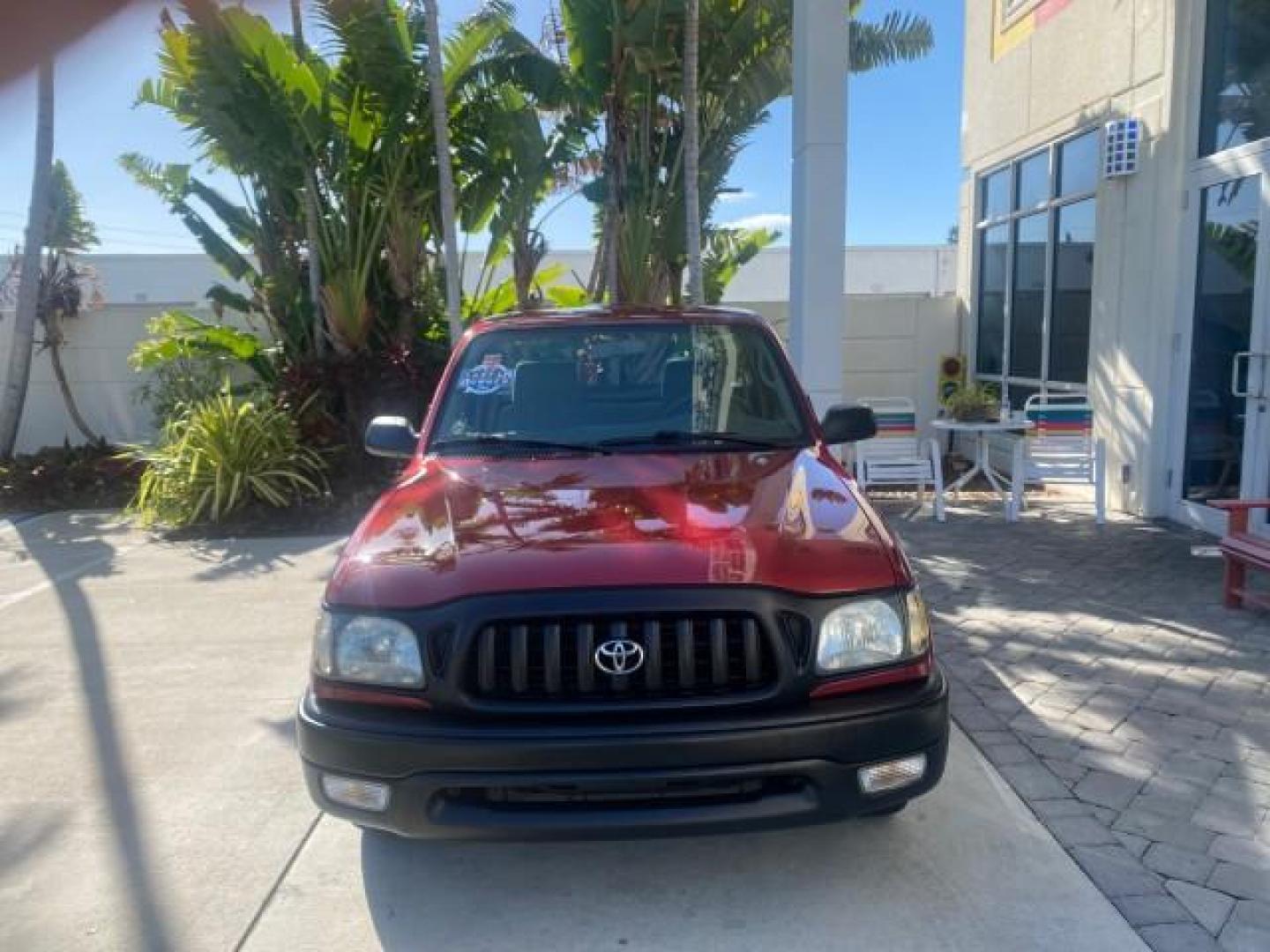2004 Radiant Red /Charcoal Toyota Tacoma 1 OWNER AUTO AC LIKE NEW (5TENL42N54Z) with an 2.4L DOHC EFI 16-Valve I4 Engine engine, Automatic transmission, located at 4701 North Dixie Hwy, Pompano Beach, FL, 33064, (954) 422-2889, 26.240938, -80.123474 - OUR WEBPAGE FLORIDACARS1.COM HAS OVER 100 PHOTOS AND FREE CARFAX LINK 2004 TOYOTA TACOMA VIN: 5TENL42N54Z414927 5 T E N L 4 2 N 5 4 Z 4 1 4 9 2 7 PICKUP 2.4L I4 F DOHC 16V GASOLINE 29 MPG REAR WHEEL DRIVE Features ABS Brakes Air Conditioning AM/FM Stereo Automatic Transmission Bed Liner Cassette Pla - Photo#2