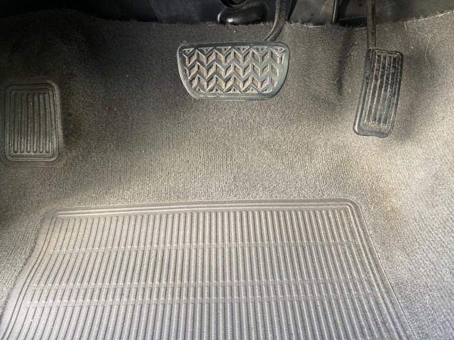 2004 Radiant Red /Charcoal Toyota Tacoma 1 OWNER AUTO AC LIKE NEW (5TENL42N54Z) with an 2.4L DOHC EFI 16-Valve I4 Engine engine, Automatic transmission, located at 4701 North Dixie Hwy, Pompano Beach, FL, 33064, (954) 422-2889, 26.240938, -80.123474 - OUR WEBPAGE FLORIDACARS1.COM HAS OVER 100 PHOTOS AND FREE CARFAX LINK 2004 TOYOTA TACOMA VIN: 5TENL42N54Z414927 5 T E N L 4 2 N 5 4 Z 4 1 4 9 2 7 PICKUP 2.4L I4 F DOHC 16V GASOLINE 29 MPG REAR WHEEL DRIVE Features ABS Brakes Air Conditioning AM/FM Stereo Automatic Transmission Bed Liner Cassette Pla - Photo#50