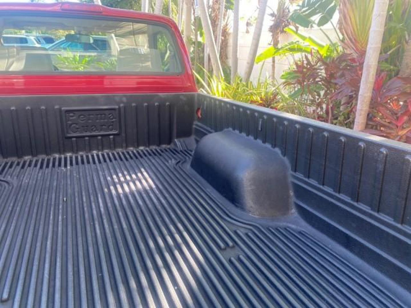 2004 Radiant Red /Charcoal Toyota Tacoma 1 OWNER AUTO AC LIKE NEW (5TENL42N54Z) with an 2.4L DOHC EFI 16-Valve I4 Engine engine, Automatic transmission, located at 4701 North Dixie Hwy, Pompano Beach, FL, 33064, (954) 422-2889, 26.240938, -80.123474 - OUR WEBPAGE FLORIDACARS1.COM HAS OVER 100 PHOTOS AND FREE CARFAX LINK 2004 TOYOTA TACOMA VIN: 5TENL42N54Z414927 5 T E N L 4 2 N 5 4 Z 4 1 4 9 2 7 PICKUP 2.4L I4 F DOHC 16V GASOLINE 29 MPG REAR WHEEL DRIVE Features ABS Brakes Air Conditioning AM/FM Stereo Automatic Transmission Bed Liner Cassette Pla - Photo#81