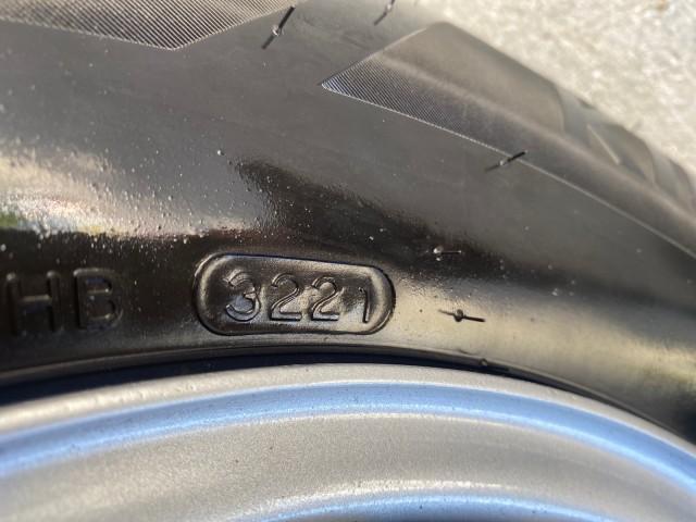 2004 Radiant Red /Charcoal Toyota Tacoma 1 OWNER AUTO AC LIKE NEW (5TENL42N54Z) with an 2.4L DOHC EFI 16-Valve I4 Engine engine, Automatic transmission, located at 4701 North Dixie Hwy, Pompano Beach, FL, 33064, (954) 422-2889, 26.240938, -80.123474 - OUR WEBPAGE FLORIDACARS1.COM HAS OVER 100 PHOTOS AND FREE CARFAX LINK 2004 TOYOTA TACOMA VIN: 5TENL42N54Z414927 5 T E N L 4 2 N 5 4 Z 4 1 4 9 2 7 PICKUP 2.4L I4 F DOHC 16V GASOLINE 29 MPG REAR WHEEL DRIVE Features ABS Brakes Air Conditioning AM/FM Stereo Automatic Transmission Bed Liner Cassette Pla - Photo#97