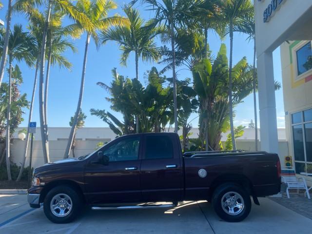 2005 Deep Molten Red Pearl /Dark Slate Gray Dodge Ram 1500 SLT 1 OWNER FL HEMI 5.7 V8 (1D7HA18D25J) with an 5.7L V8 Hemi Magnum Engine engine, Automatic transmission, located at 4701 North Dixie Hwy, Pompano Beach, FL, 33064, (954) 422-2889, 26.240938, -80.123474 - OUR WEBPAGE FLORIDACARS1.COM HAS OVER 100 PHOTOS AND FREE CARFAX LINK 2005 DODGE RAM 1500 SLT 5.7 V8 HEMI CREW CAB 1 OWNER FLORIDA VIN: 1D7HA18D25J621258 1 D 7 H A 1 8 D 2 5 J 6 2 1 2 5 8 4 DOOR EXTENDED CAB PICKUP 5.7L V8 F GASOLINE 18 MPG REAR WHEEL DRIVE Features ABS Brakes Air Conditioning AM/FM - Photo#4