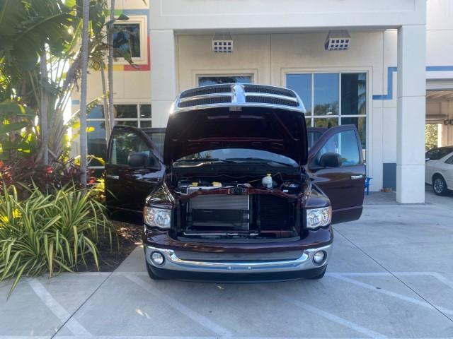2005 Deep Molten Red Pearl /Dark Slate Gray Dodge Ram 1500 SLT 1 OWNER FL HEMI 5.7 V8 (1D7HA18D25J) with an 5.7L V8 Hemi Magnum Engine engine, Automatic transmission, located at 4701 North Dixie Hwy, Pompano Beach, FL, 33064, (954) 422-2889, 26.240938, -80.123474 - OUR WEBPAGE FLORIDACARS1.COM HAS OVER 100 PHOTOS AND FREE CARFAX LINK 2005 DODGE RAM 1500 SLT 5.7 V8 HEMI CREW CAB 1 OWNER FLORIDA VIN: 1D7HA18D25J621258 1 D 7 H A 1 8 D 2 5 J 6 2 1 2 5 8 4 DOOR EXTENDED CAB PICKUP 5.7L V8 F GASOLINE 18 MPG REAR WHEEL DRIVE Features ABS Brakes Air Conditioning AM/FM - Photo#16