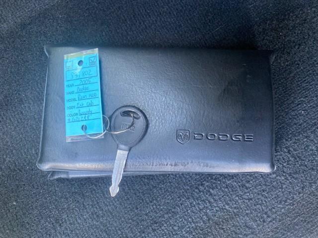 2005 Deep Molten Red Pearl /Dark Slate Gray Dodge Ram 1500 SLT 1 OWNER FL HEMI 5.7 V8 (1D7HA18D25J) with an 5.7L V8 Hemi Magnum Engine engine, Automatic transmission, located at 4701 North Dixie Hwy, Pompano Beach, FL, 33064, (954) 422-2889, 26.240938, -80.123474 - OUR WEBPAGE FLORIDACARS1.COM HAS OVER 100 PHOTOS AND FREE CARFAX LINK 2005 DODGE RAM 1500 SLT 5.7 V8 HEMI CREW CAB 1 OWNER FLORIDA VIN: 1D7HA18D25J621258 1 D 7 H A 1 8 D 2 5 J 6 2 1 2 5 8 4 DOOR EXTENDED CAB PICKUP 5.7L V8 F GASOLINE 18 MPG REAR WHEEL DRIVE Features ABS Brakes Air Conditioning AM/FM - Photo#23