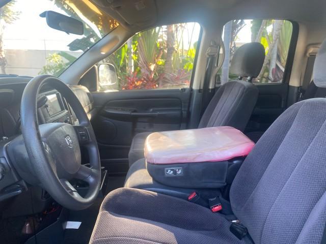 2005 Deep Molten Red Pearl /Dark Slate Gray Dodge Ram 1500 SLT 1 OWNER FL HEMI 5.7 V8 (1D7HA18D25J) with an 5.7L V8 Hemi Magnum Engine engine, Automatic transmission, located at 4701 North Dixie Hwy, Pompano Beach, FL, 33064, (954) 422-2889, 26.240938, -80.123474 - OUR WEBPAGE FLORIDACARS1.COM HAS OVER 100 PHOTOS AND FREE CARFAX LINK 2005 DODGE RAM 1500 SLT 5.7 V8 HEMI CREW CAB 1 OWNER FLORIDA VIN: 1D7HA18D25J621258 1 D 7 H A 1 8 D 2 5 J 6 2 1 2 5 8 4 DOOR EXTENDED CAB PICKUP 5.7L V8 F GASOLINE 18 MPG REAR WHEEL DRIVE Features ABS Brakes Air Conditioning AM/FM - Photo#45