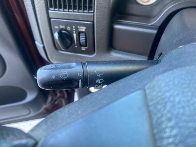 2005 Deep Molten Red Pearl /Dark Slate Gray Dodge Ram 1500 SLT 1 OWNER FL HEMI 5.7 V8 (1D7HA18D25J) with an 5.7L V8 Hemi Magnum Engine engine, Automatic transmission, located at 4701 North Dixie Hwy, Pompano Beach, FL, 33064, (954) 422-2889, 26.240938, -80.123474 - OUR WEBPAGE FLORIDACARS1.COM HAS OVER 100 PHOTOS AND FREE CARFAX LINK 2005 DODGE RAM 1500 SLT 5.7 V8 HEMI CREW CAB 1 OWNER FLORIDA VIN: 1D7HA18D25J621258 1 D 7 H A 1 8 D 2 5 J 6 2 1 2 5 8 4 DOOR EXTENDED CAB PICKUP 5.7L V8 F GASOLINE 18 MPG REAR WHEEL DRIVE Features ABS Brakes Air Conditioning AM/FM - Photo#52